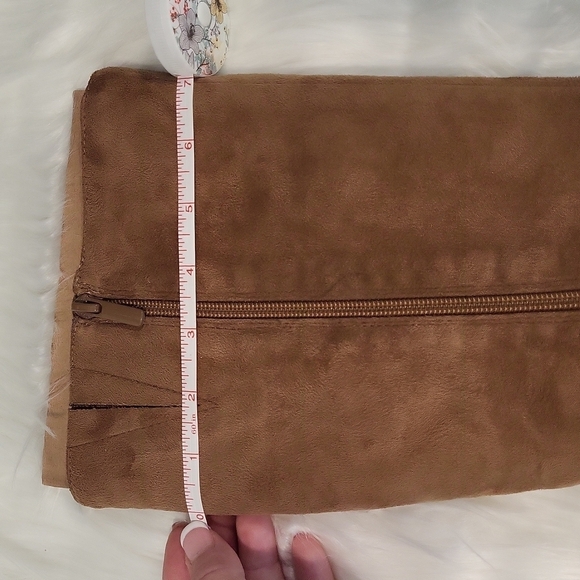 CUTE Suede boots! - Picture 12 of 12